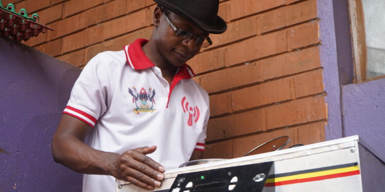 Ugandan Innovator Looks to Solar Cookers to Save Forests