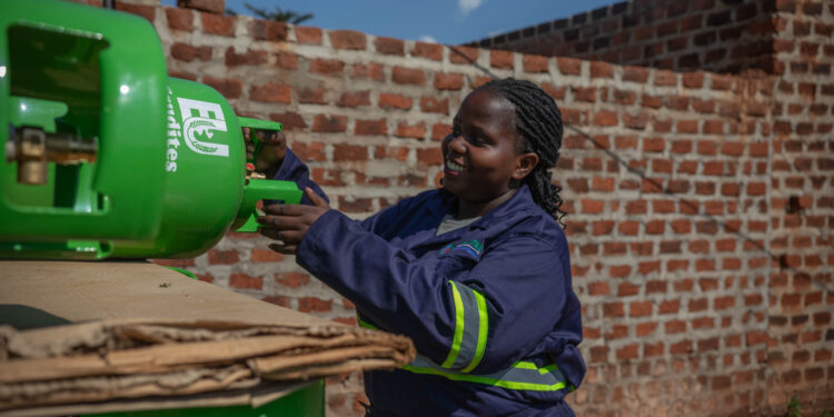 Innovator Turns Waterweed Into Energy to Relieve Women from “Dirty Cooking”